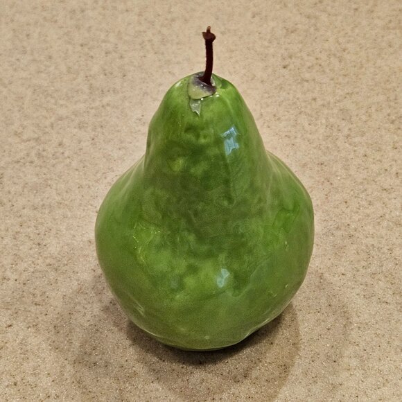 VINTAGE HANDPAINTED CERAMIC GREEN PEAR MAJOLICA DECOR DISPLAY FRUIT VIETRI ITALY - Picture 2 of 7